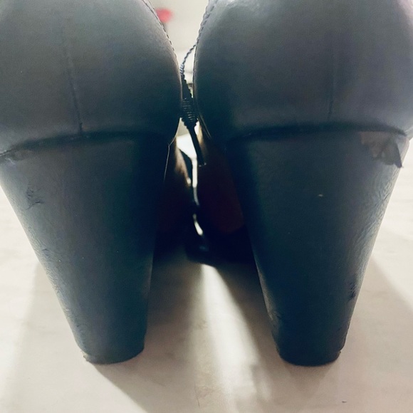 Crown Vintage Two-Tone Brown and Navy Wedge Oxfords - Picture 3 of 3